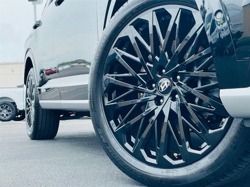 Used 2026 Hyundai Palisade Calligraphy FWD image 2