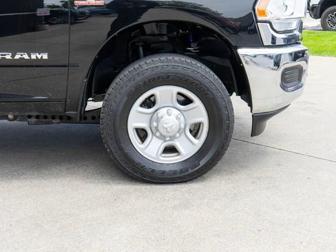 Used 2022 RAM 2500 Big Horn w/ Cold Weather Group AWD/4WD image 34