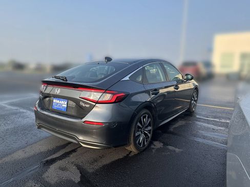 Used 2022 Honda Civic EX-L image 3