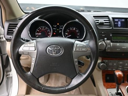 Used 2009 Toyota Highlander Limited FWD image 7
