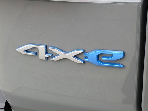 Used 2023 Jeep Wrangler Unlimited Sahara w/ Cold Weather Group image 31