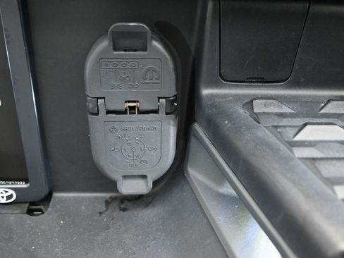 Used 2021 RAM 1500 Limited image 47