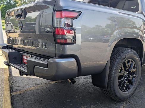 New 2026 Nissan Frontier SV AWD/4WD image 10