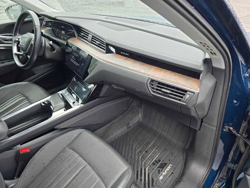 Used 2019 Audi e-tron Premium Plus image 12