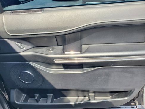 Used 2019 Ford Expedition Max XLT w/ Equipment Group 201A image 36
