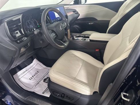 Used 2023 Lexus RX 350 w/ Cold Area Package AWD/4WD image 10
