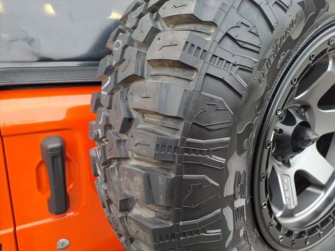 Used 2020 Jeep Wrangler Sport image 13