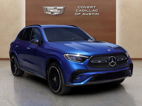 Used 2024 Mercedes-Benz GLC 300 w/ AMG Line image 6