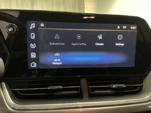 Used 2024 Chevrolet Trax ACTIV w/ Sunroof Package FWD image 16