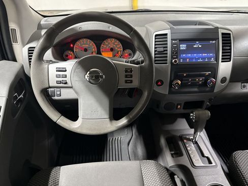 Used 2019 Nissan Frontier Desert Runner RWD image 11