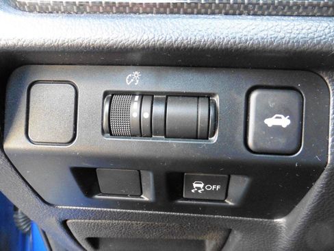 Used 2017 Subaru WRX Premium AWD/4WD image 10