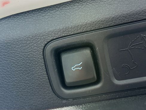 Used 2024 Ford Expedition Max Limited image 32