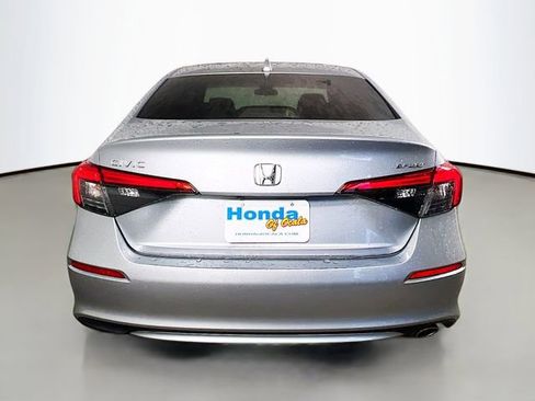 Used 2024 Honda Civic Sport image 8