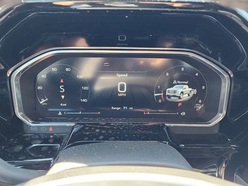 New 2026 GMC Sierra 1500 SLT image 25