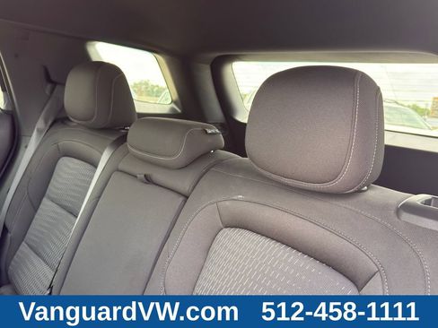 Used 2026 Chevrolet Equinox LT AWD/4WD image 31