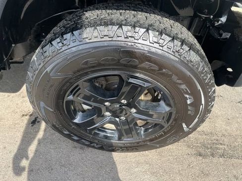 Used 2019 Jeep Wrangler Unlimited Sport S image 9