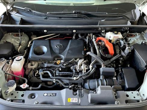 Used 2021 Toyota RAV4 XLE Premium image 30