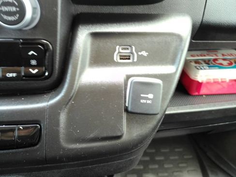 Used 2025 RAM ProMaster 3500 w/ Convenience Group FWD image 37