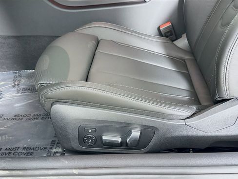 New 2026 BMW 840i Convertible image 20