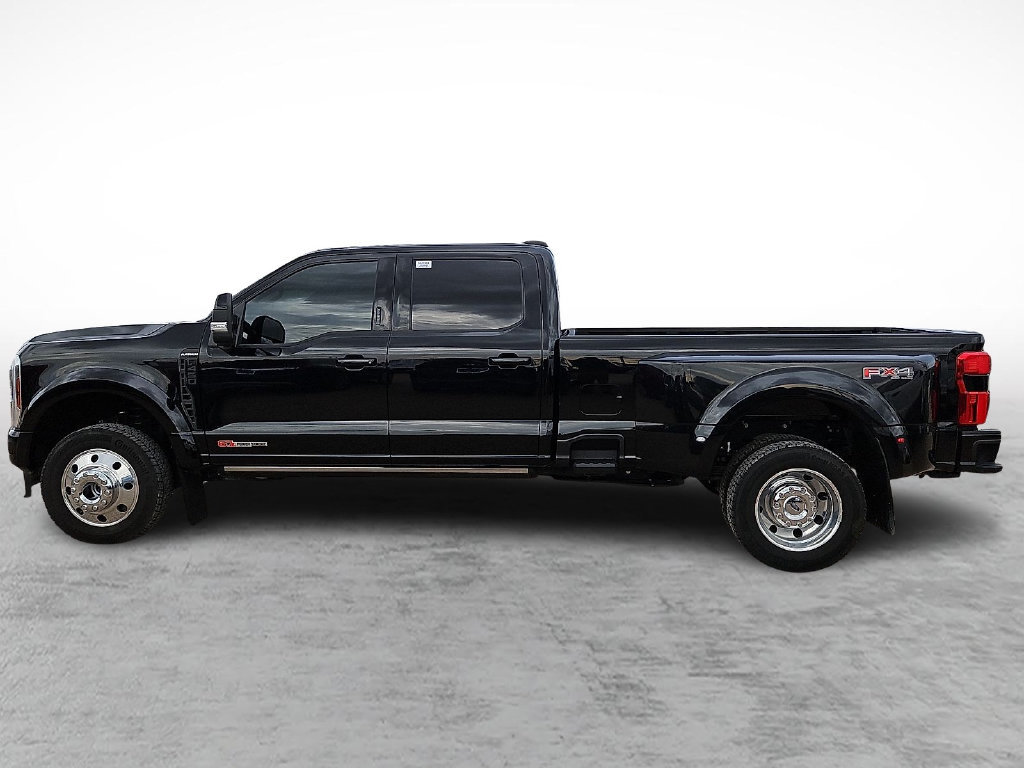 Used 2026 Ford F450 Platinum w/ FX4 Off-Road Package AWD/4WD image 6