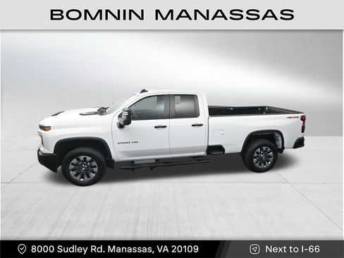 Used 2024 Chevrolet Silverado 2500 Custom w/ Custom Convenience Package image 17
