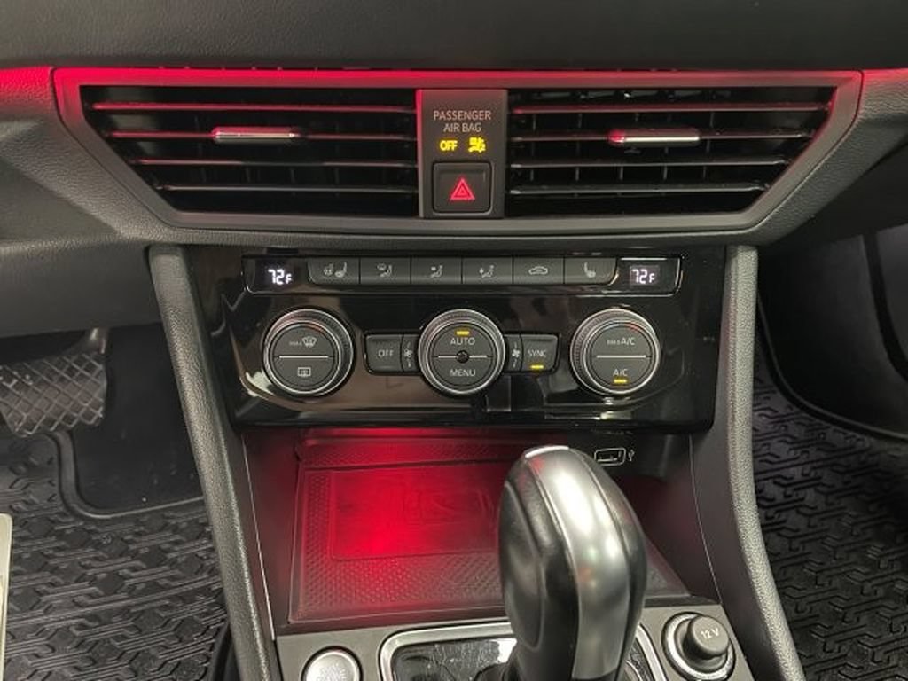 Used 2020 Volkswagen Jetta SEL FWD image 14