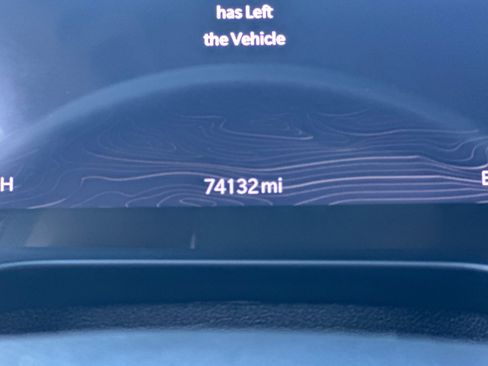 Used 2023 Jeep Grand Cherokee L Laredo image 29