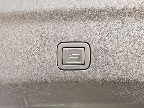 Used 2023 Cadillac Escalade Sport Platinum w/ LPO, ONYX Package image 8