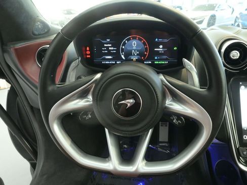 Used 2025 McLaren GTS RWD image 27