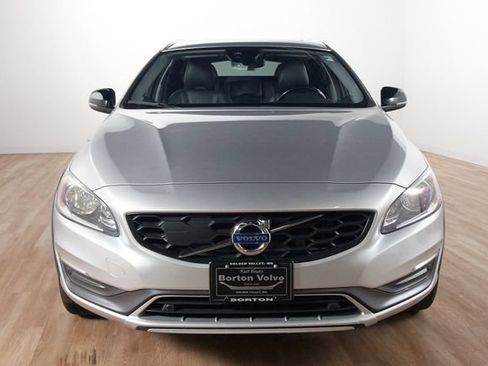 Used 2015 Volvo V60 T5 Cross Country w/ Convenience Package AWD/4WD image 2