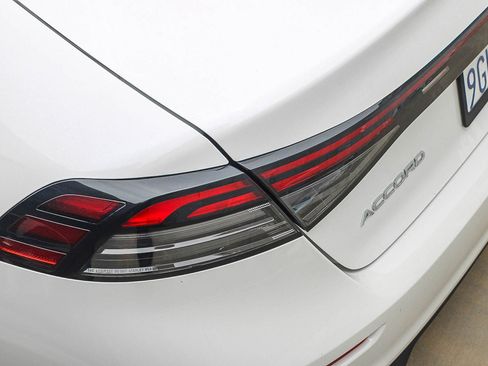 Used 2023 Honda Accord LX image 11