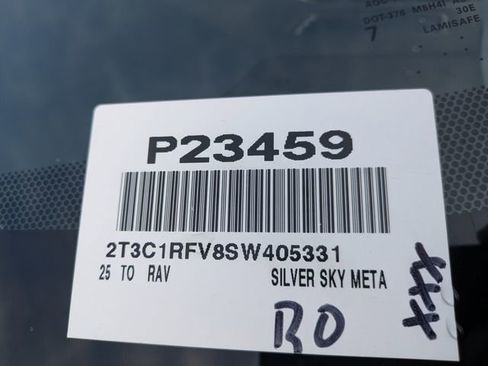 Used 2025 Toyota RAV4 XLE Premium image 37