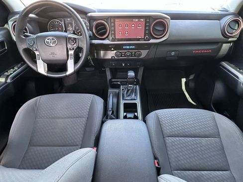 Used 2021 Toyota Tacoma SR5 RWD image 9