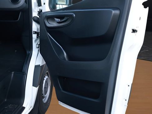 Used 2023 Mercedes-Benz Sprinter 2500 image 26