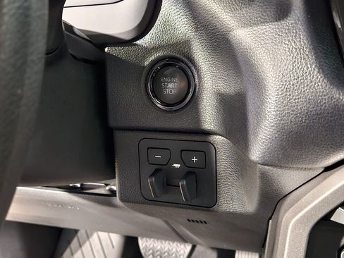 Used 2025 Toyota Tundra SR5 image 32