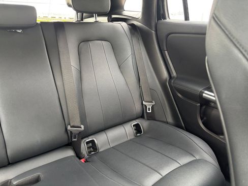 Used 2025 Mercedes-Benz GLA 250 image 38