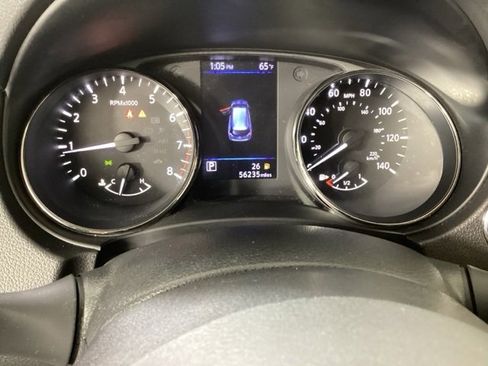 Used 2019 Nissan Rogue SV w/ Sun & Sound Touring Package image 31