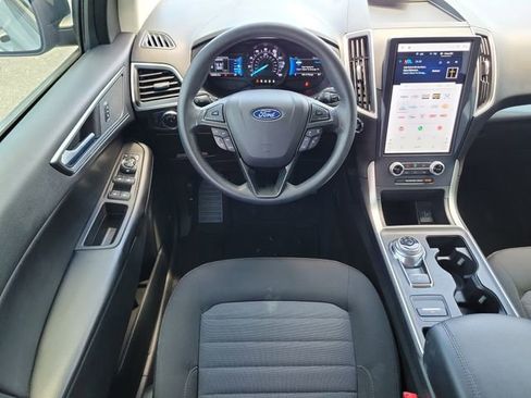 Used 2023 Ford Edge SE w/ Black Appearance Package AWD/4WD image 16