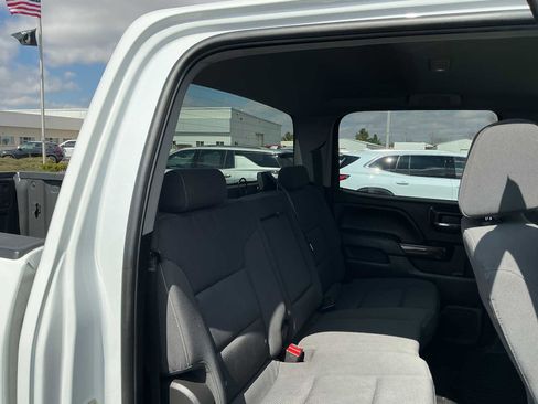 Used 2019 GMC Sierra 2500 SLE image 24