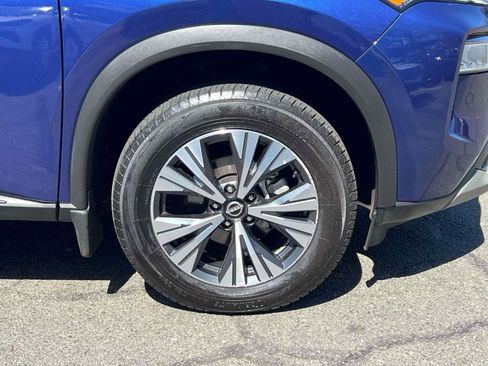 Used 2022 Nissan Rogue SV w/ SV Premium Package AWD/4WD image 6