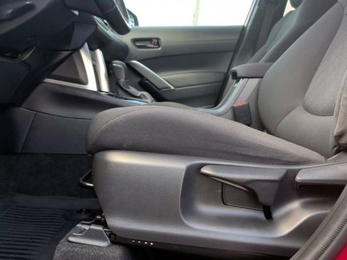 Used 2023 Toyota Corolla Cross LE FWD image 15