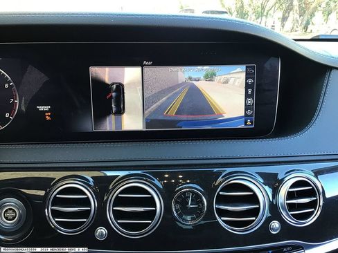 Used 2019 Mercedes-Benz S 450 Sedan image 14