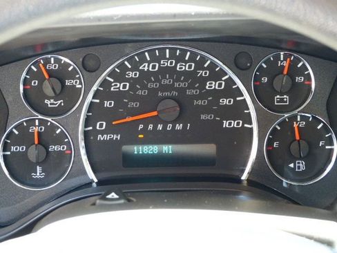 Used 2024 GMC Savana 2500 w/ Driver Convenience Package RWD image 32