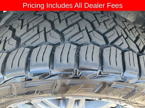 Used 2017 Toyota Tundra SR5 AWD/4WD image 26