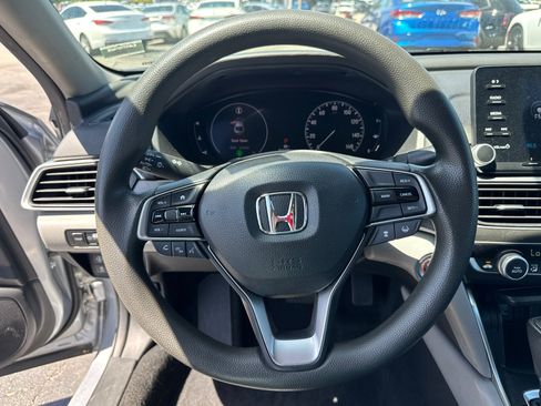 Used 2019 Honda Accord LX image 13