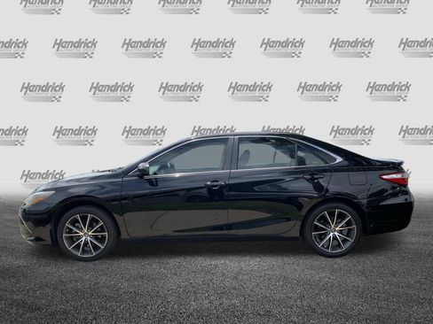 Used 2016 Toyota Camry XSE FWD image 7