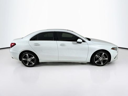 Used 2021 Mercedes-Benz A 220 image 9