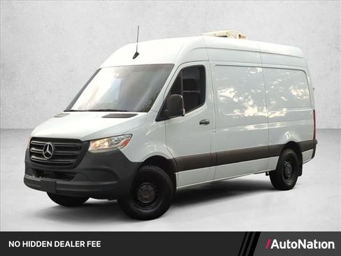 Used 2020 Mercedes-Benz Sprinter 2500 image 1