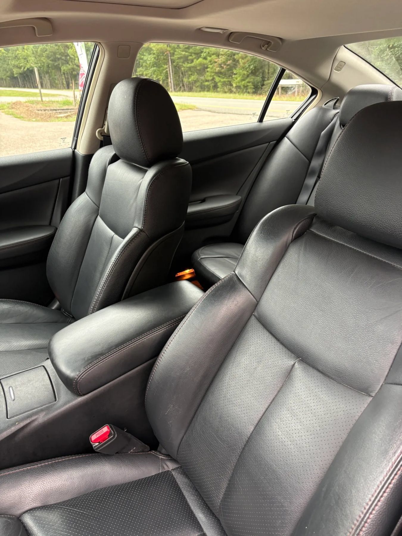 Used 2011 Nissan Maxima 3.5 SV w/ Monitor Pkg FWD image 10