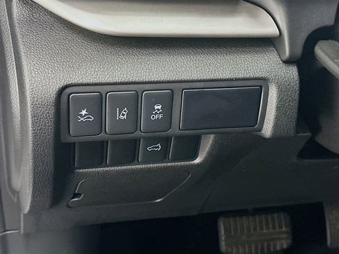 Used 2025 Mitsubishi Eclipse Cross SE AWD/4WD image 17